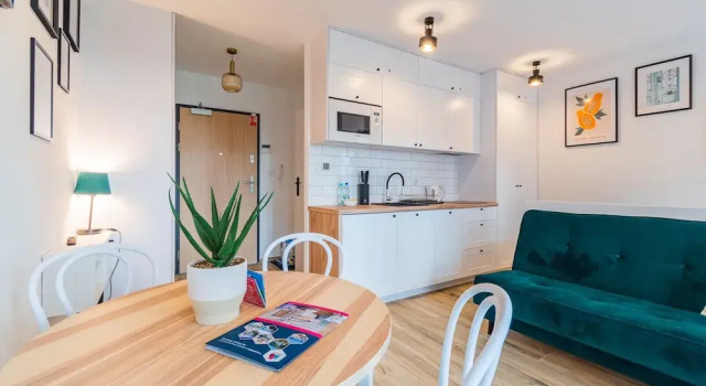 Люкс APARTAMENTY MIERZEJA - STEGNA PARK STUDIO, 500m od plaży, bezpłatny meleks