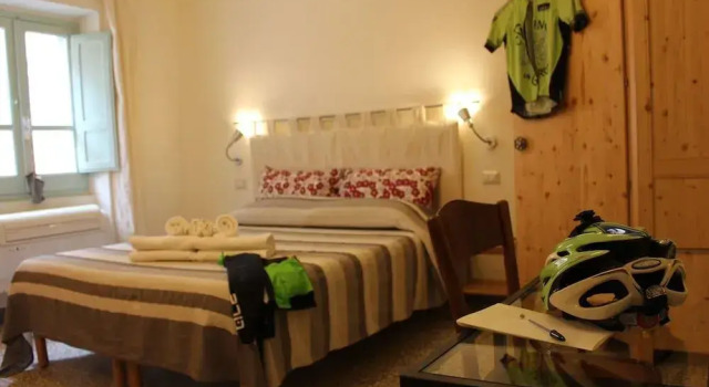 Casa Pagiò, Забронировать Отель Отели Боза с парковкой, Парковка