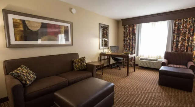 Двухместный люкс c 1 комнатой Hilton Garden Inn San Mateo