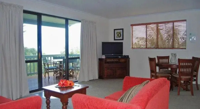 Kentia Holiday Apartments