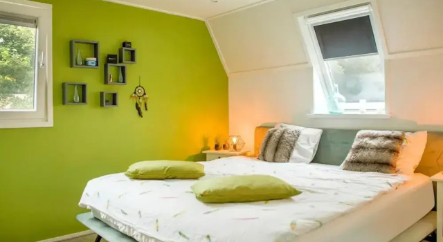 Коттедж Classic Lovely Holiday Home in Kaatsheuvel With Bubble Bath