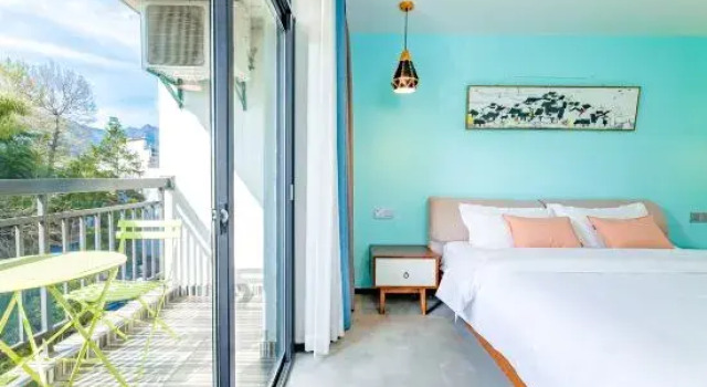 Двухместный люкс с балконом Hongcun Garden Villa Yododo Inn
