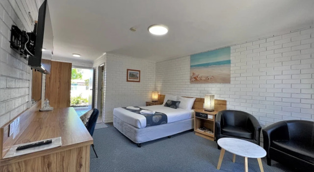 Двухместный номер Standard с балконом Albury Garden Court Motel