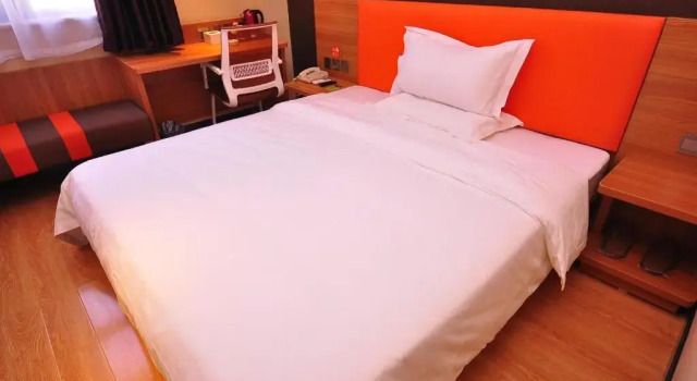 Двухместный номер Premium 7Days Premium Ji`nan Luokou Clothing City Wuying Hill North Road