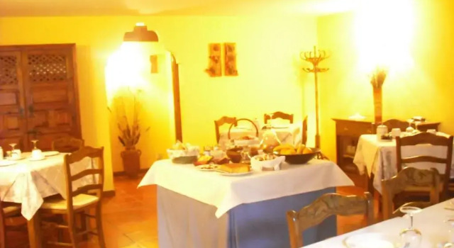 Casa de Oria, Book Hotel Hotels in Aragon with Parking, Parking
