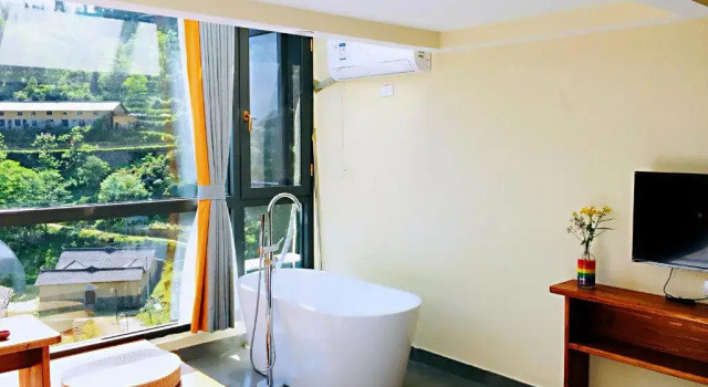 Номер Deluxe Yunhe Titian Fengyin Inn