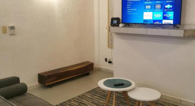2 bedroom apartment with a/c Wi-Fi best location!, Забронировать Апартаменты/квартира Сиуатанехо Ixtapa-Zihuatanejo