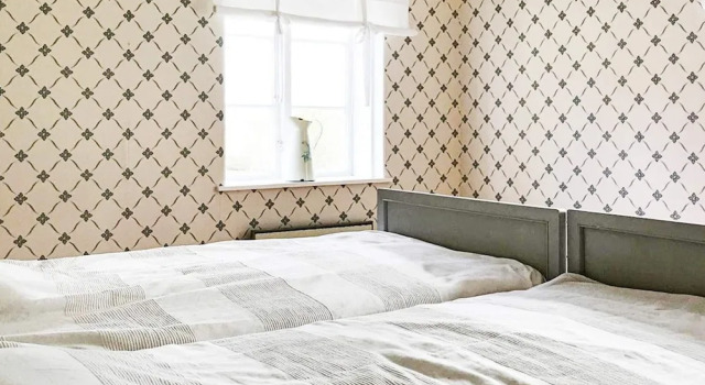 5 Star Holiday Home in Asbro, Rezerwuj Dom wakacyjny Domki letniskowe w Jonkoping, Domek