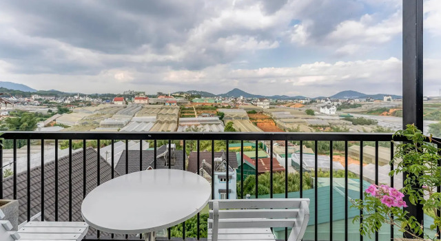 Номер Deluxe Canary Dalat Hotel
