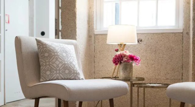 Lovelystay - Allderman Apartment - Almada 1º T, Забронировать Апартаменты/квартира Cedofeita / Santo Ildefonso / Se / Miragaia / Sao Nicolau e Vitoria Порту, рядом с Lapa Metro Station