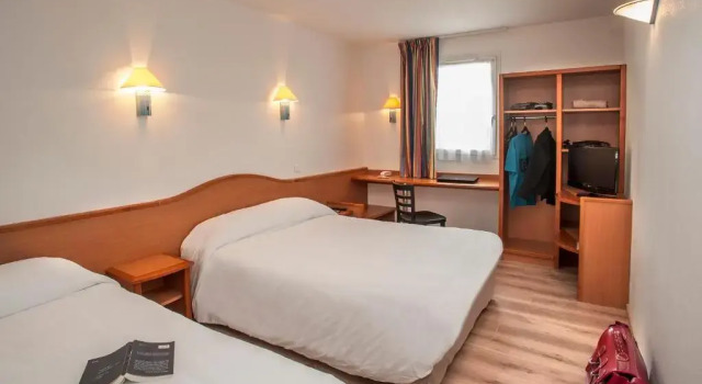 Номер Standard Brit  Hôtel Cahors Nord