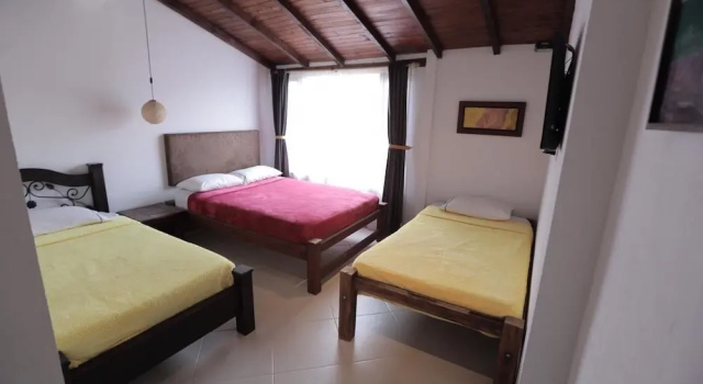 Четырёхместный номер Standard Hotel Boutique La Carreta