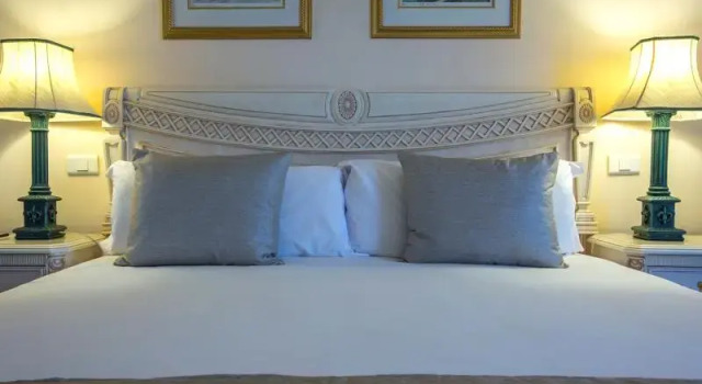Номер Standard Radisson Blu Le Vendome Hotel, Cape Town