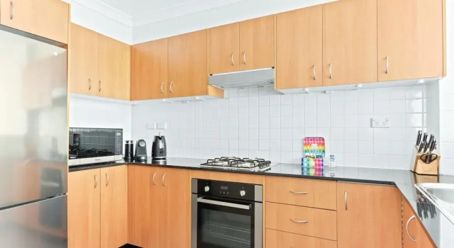 Pristine 2-bed Near Marrickville Village