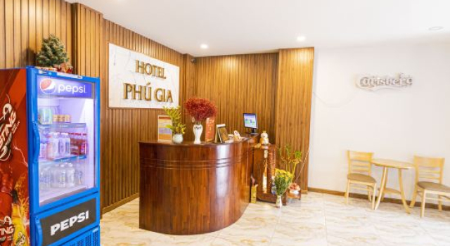 Phú Gia Hotel 1609 Huỳnh Tấn Phát, Забронировать Отель Район 7 провинция Хошимин