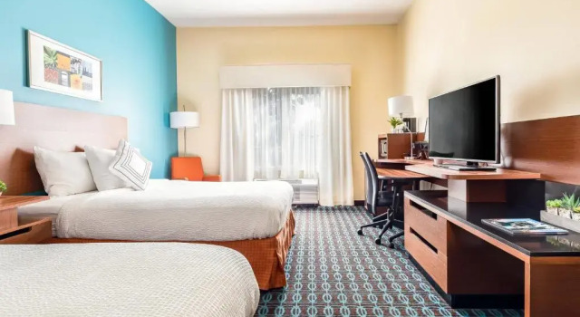 Четырёхместный номер Deluxe Fairfield Inn Charlotte Northlake