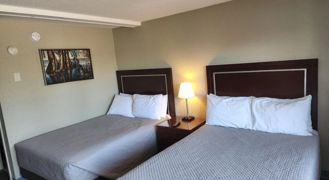 Номер Deluxe Queen City Inn