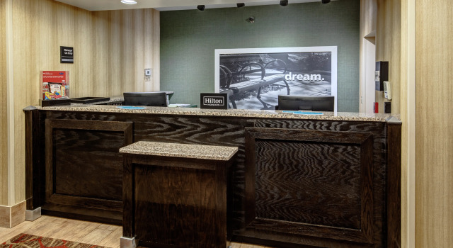 Hampton Inn Ashland, Prenota Hotel Cannonsburg Kentucky