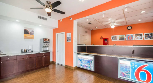 Motel 6 Houston, TX - Brookhollow