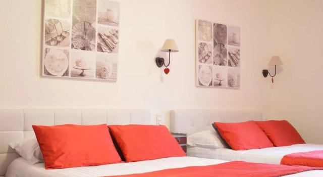 Hotel Les Acacias, Book Hotel Le Grau-du-Roi Camargue