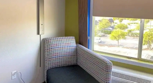 Семейный люкс Holiday Inn Express & Suites Columbia-I-26 @ Harbison Blvd by IHG