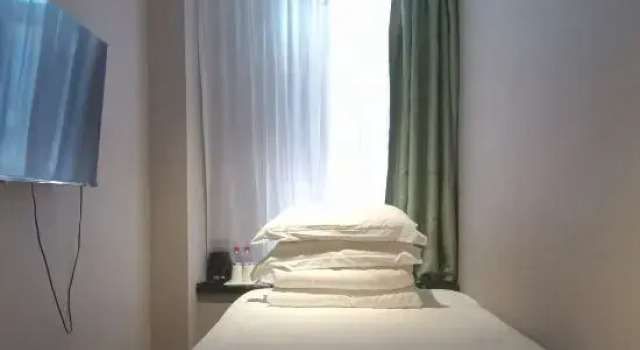 Номер Standard Xiyuan Hotel (Beijing Tongren Hospital Tiananmen Square)