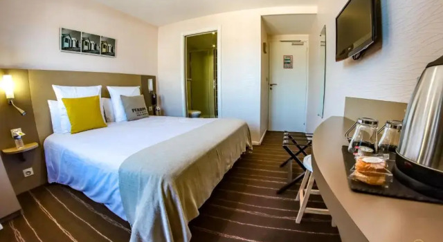 Номер Standard Logis Hôtel du Parc
