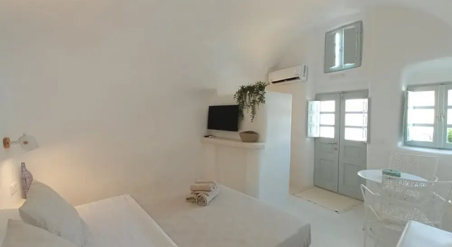 Sisyphus House in Santorini, Забронировать Отель Отели Финикия 3 звезды, 3*