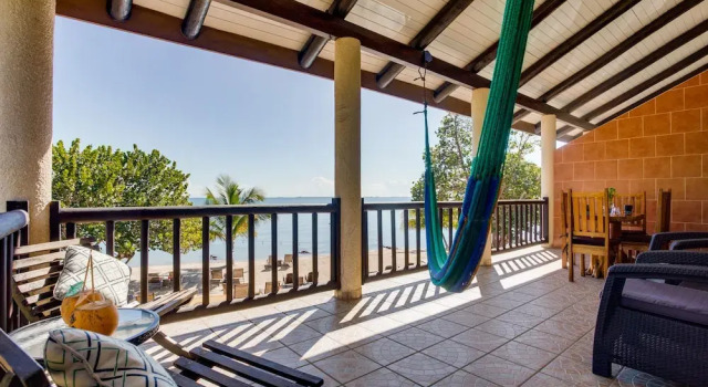 Двухместный номер Deluxe с видом на море Mariposa Belize Beach Resort