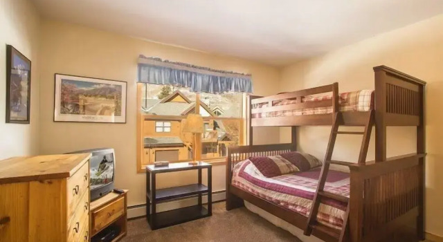 Snake River Village 2 Bedroom Apartment by Key to the Rockies