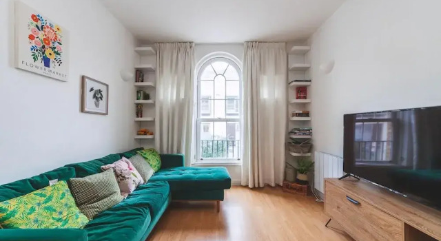 Rotherhithe Riverside Flat