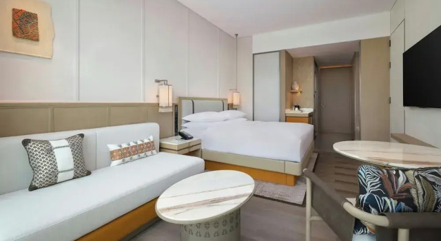Courtyard By Marriott Korla, Rezerwuj Hotel Hotele w Korla z parkingiem, Parking