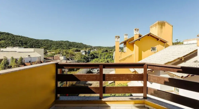 House in Condo w/ Pool, 300m From the Beach Ali024