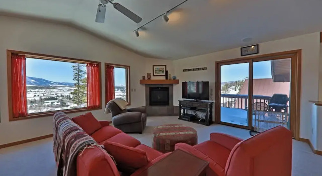 Wapiti Drive Townhome by RedAwning, Buchen Sie Ferienwohnung Fraser Winter Park