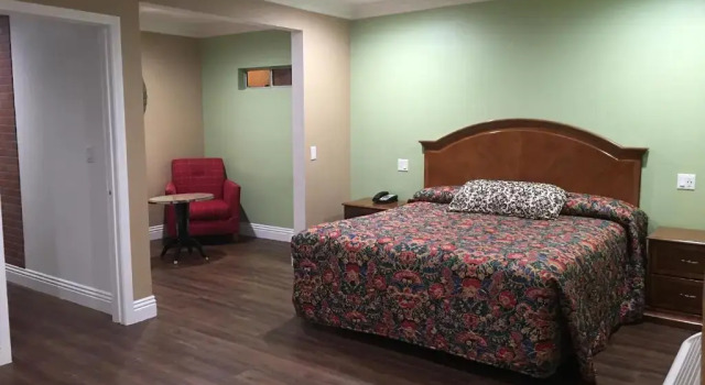 Люкс с 2 комнатами The Atlas Inn & Suites LAX