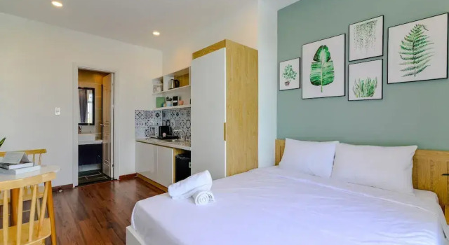 Двухместная студия с балконом Cozrum Homes The Gallery Residence