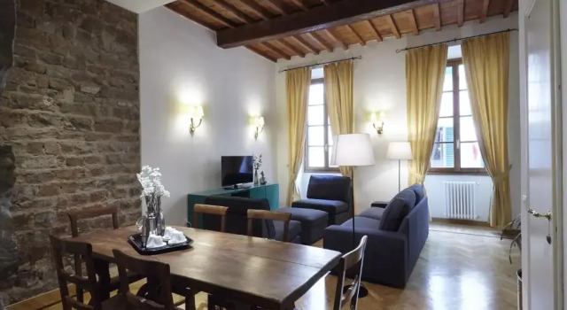 Yome - Your Home in Florence, Забронировать Отель Уффици Флоренция, рядом с Дом Буонаротти