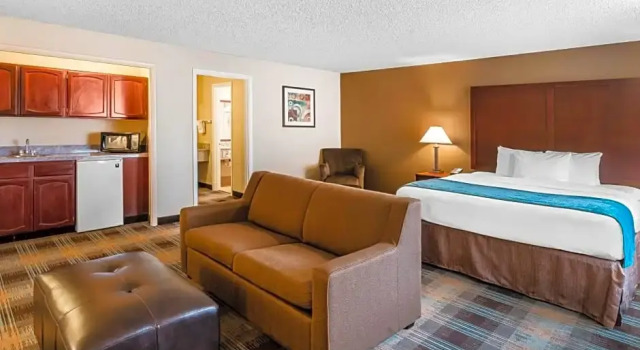 Двухместный люкс Superior Clarion Inn near JBLM