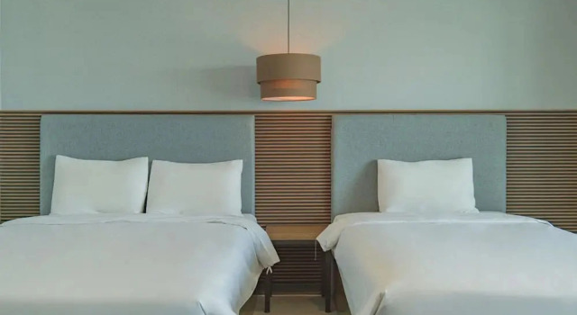 Habitación doble familiar Estándar con balcón EL Hotel