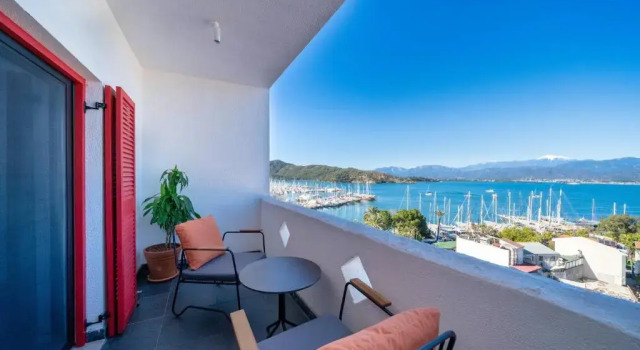Полулюкс Reddoors Suites Sea View