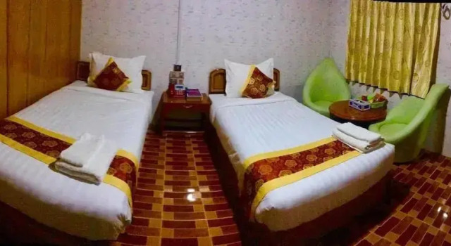 Nan Htike Yadanar Hotel, Book Hotel Monywa Sagaing Region