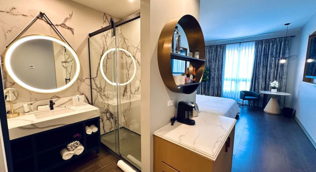 Номер Luxury Chez Hotel