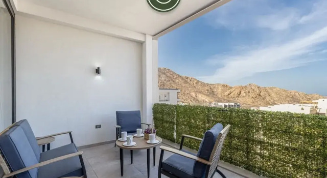 New 2 BR Condo With Private Terrace - BBQ, Забронировать Апартаменты/квартира Отели Южной Нижней Калифорнии с парковкой, Парковка