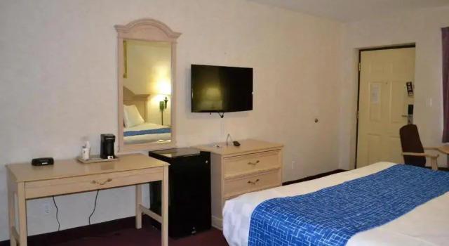 Двухместный номер Standard Travelodge by Wyndham Niagara Falls - New York