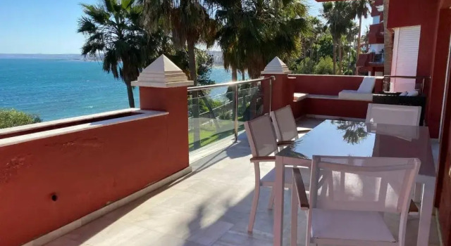 Estepona Seaview Apartment SELETUR