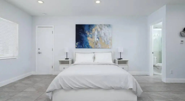 Bayshore Breeze 3 - King Bed, Kitchen, Parking, Забронировать Отель Форт-Лодердейл Broward County, рядом с DC Alexander Park