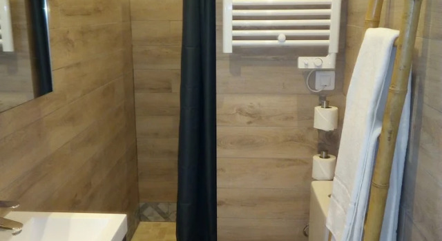 Семейный номер Standard с балконом и с видом на город Atipik Hôtel