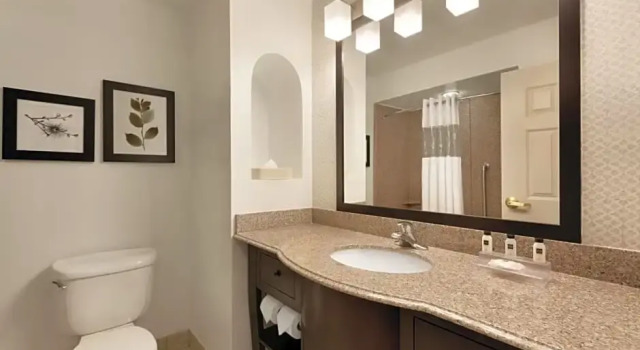 Двухместная студия Country Inn & Suites by Radisson, St Petersburg - Clearwater, FL