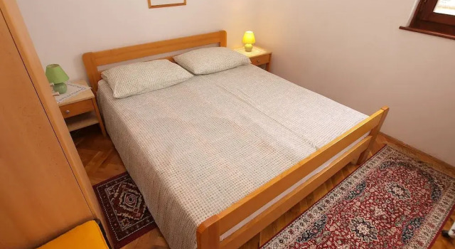 Apartment 297