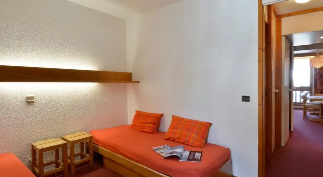 Residence Saintjacques Two-roomed Apartment in the Resort Center for 5 People of 35m2 Sj65, Prenota Appartamento Macot-la-Plagne 